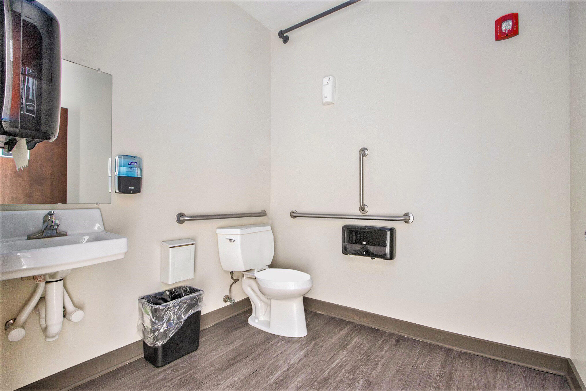 Battle Creek, Michigan 49037, United States, ,3 BathroomsBathrooms,Commercial,Pending,133982