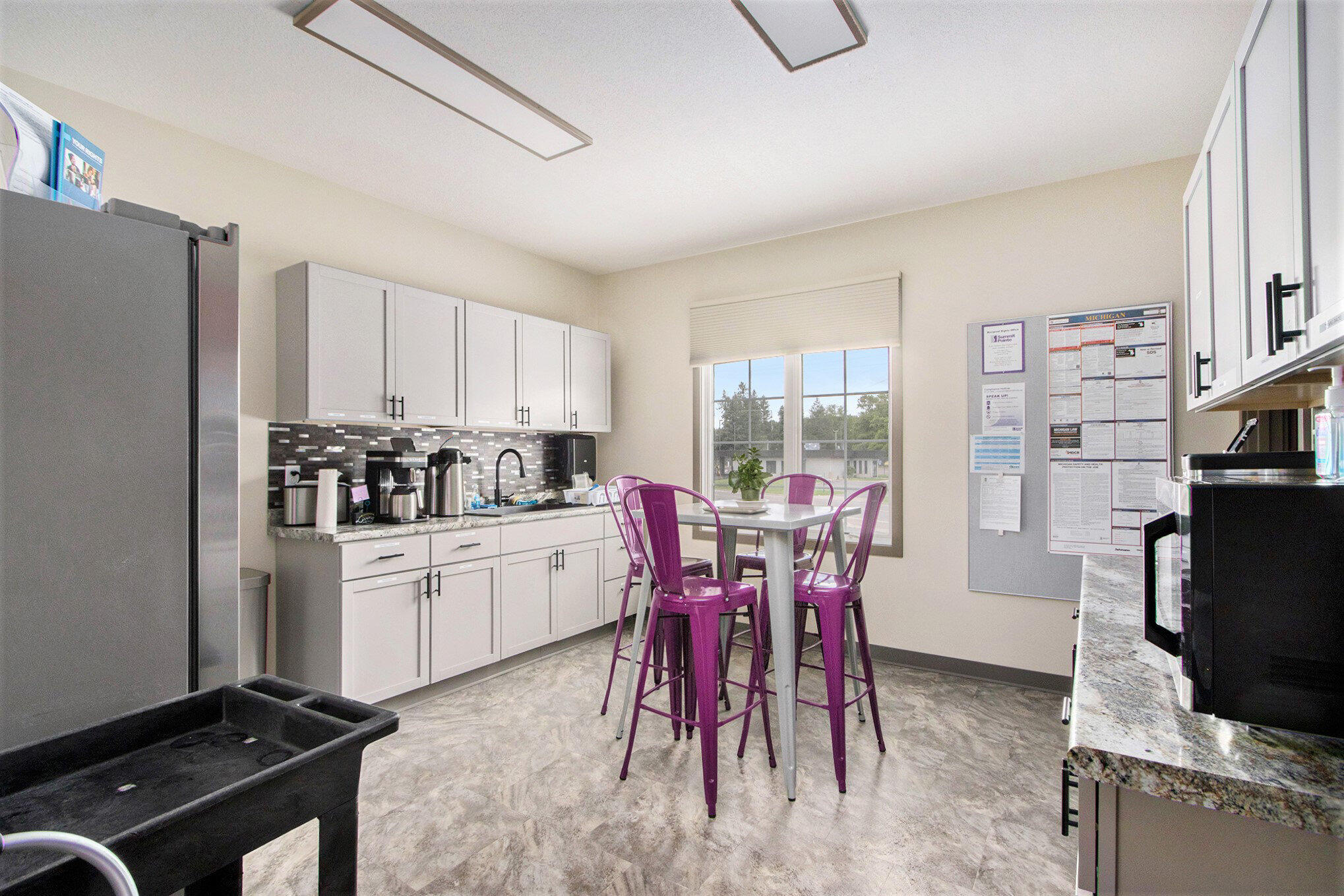 Battle Creek, Michigan 49037, United States, ,3 BathroomsBathrooms,Commercial,Pending,133982