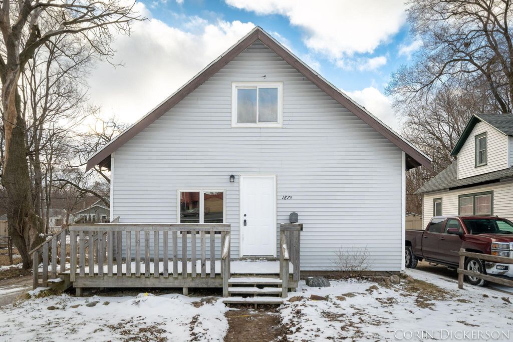 Photo of 1875 Henry Street, Muskegon, MI 49441 (MLS # 26006680)