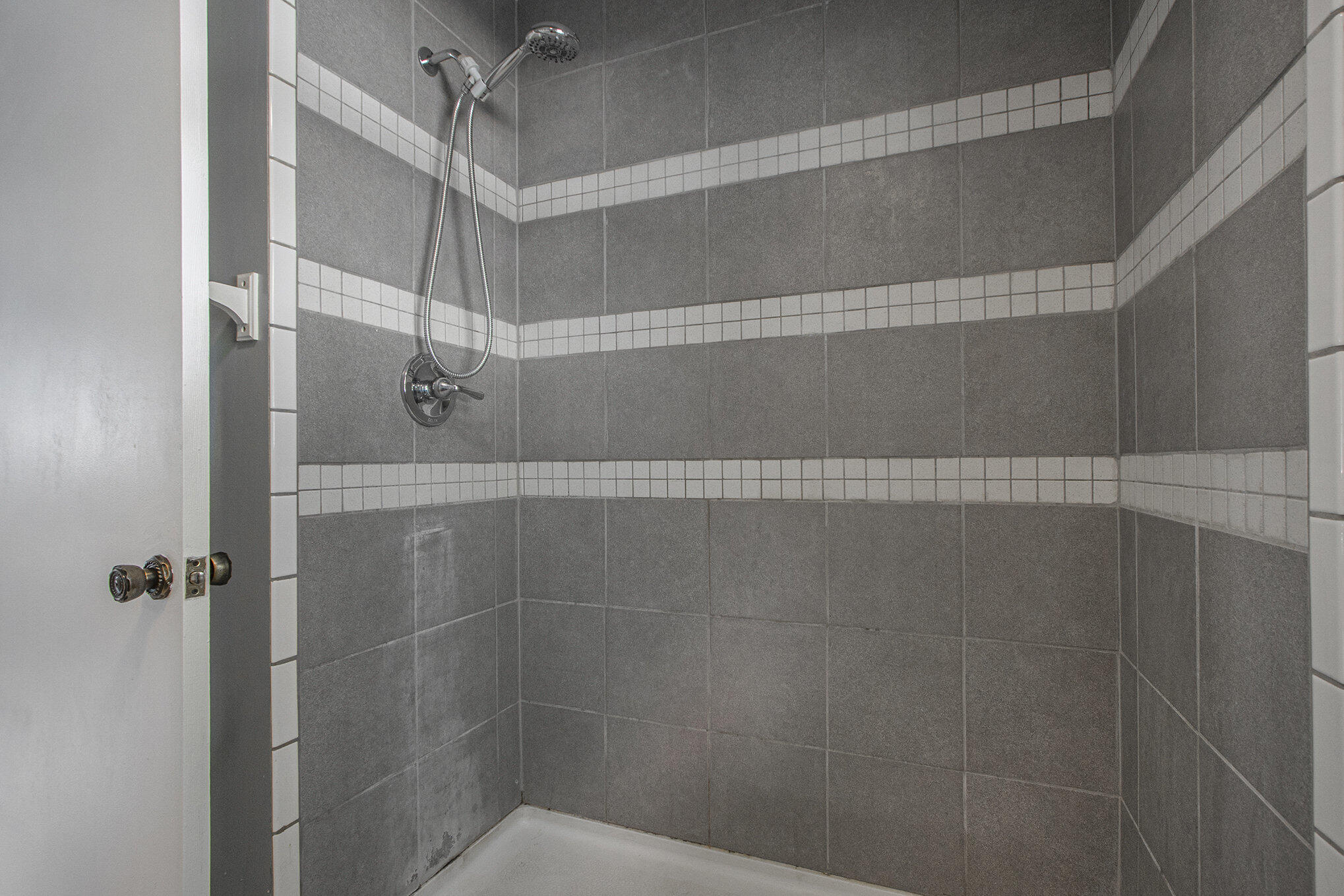 Portage, Michigan 49024, United States, 3 Bedrooms Bedrooms, ,4 BathroomsBathrooms,Residential,Active,207302