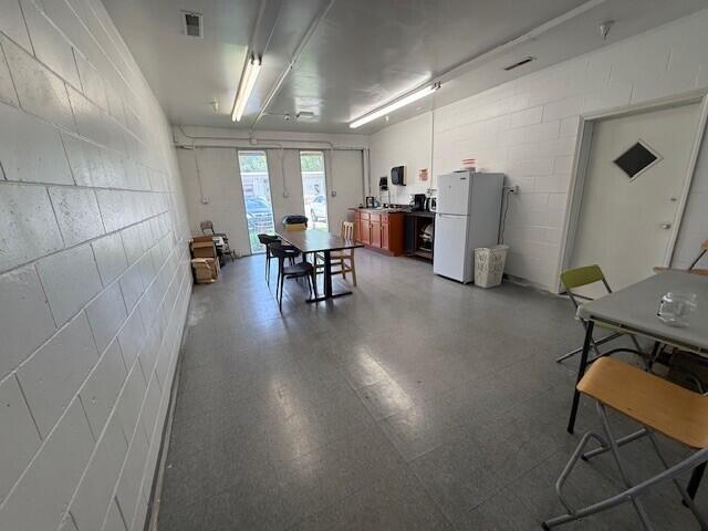 1652 Ellen Road