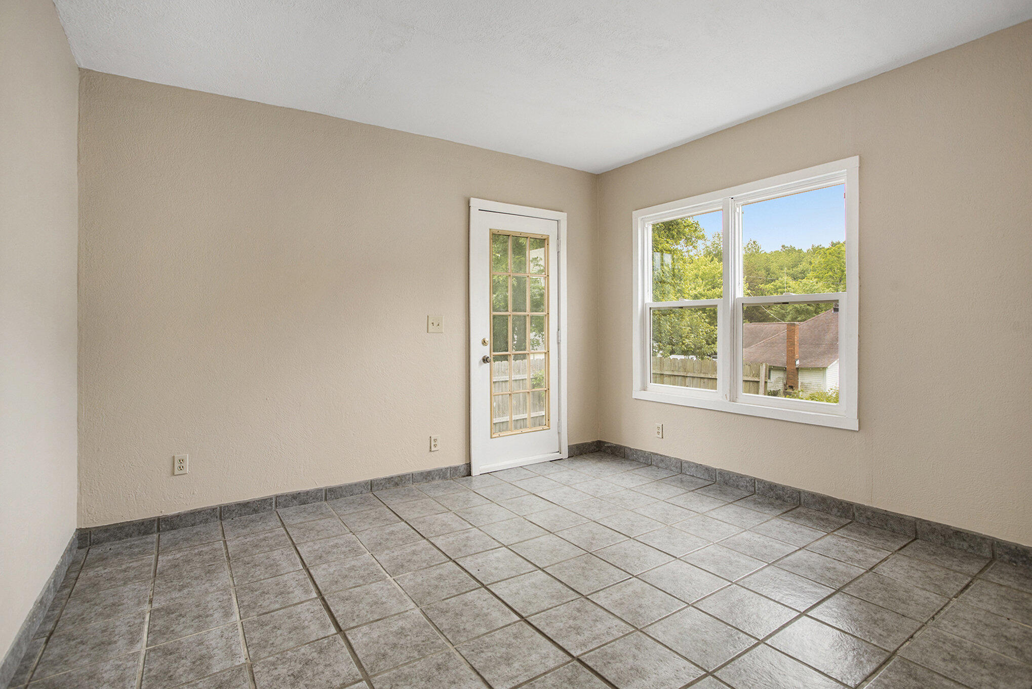 Delton, Michigan 49046, United States, 3 Bedrooms Bedrooms, ,2 BathroomsBathrooms,Residential,Active,157159