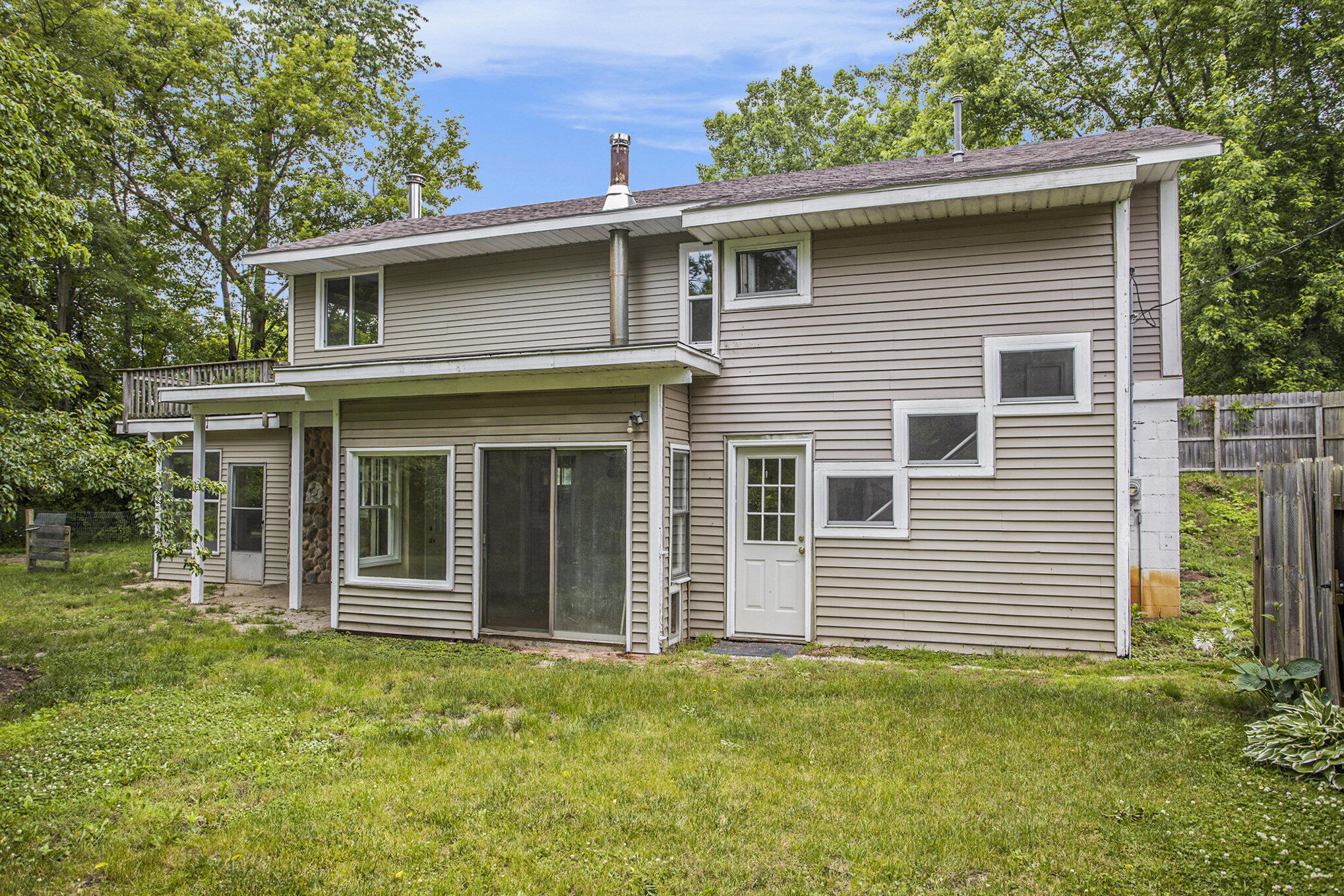 Delton, Michigan 49046, United States, 3 Bedrooms Bedrooms, ,2 BathroomsBathrooms,Residential,Active,157159