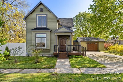 417 Emory Street, Howard City, MI 49329 - MLS#: 25020388