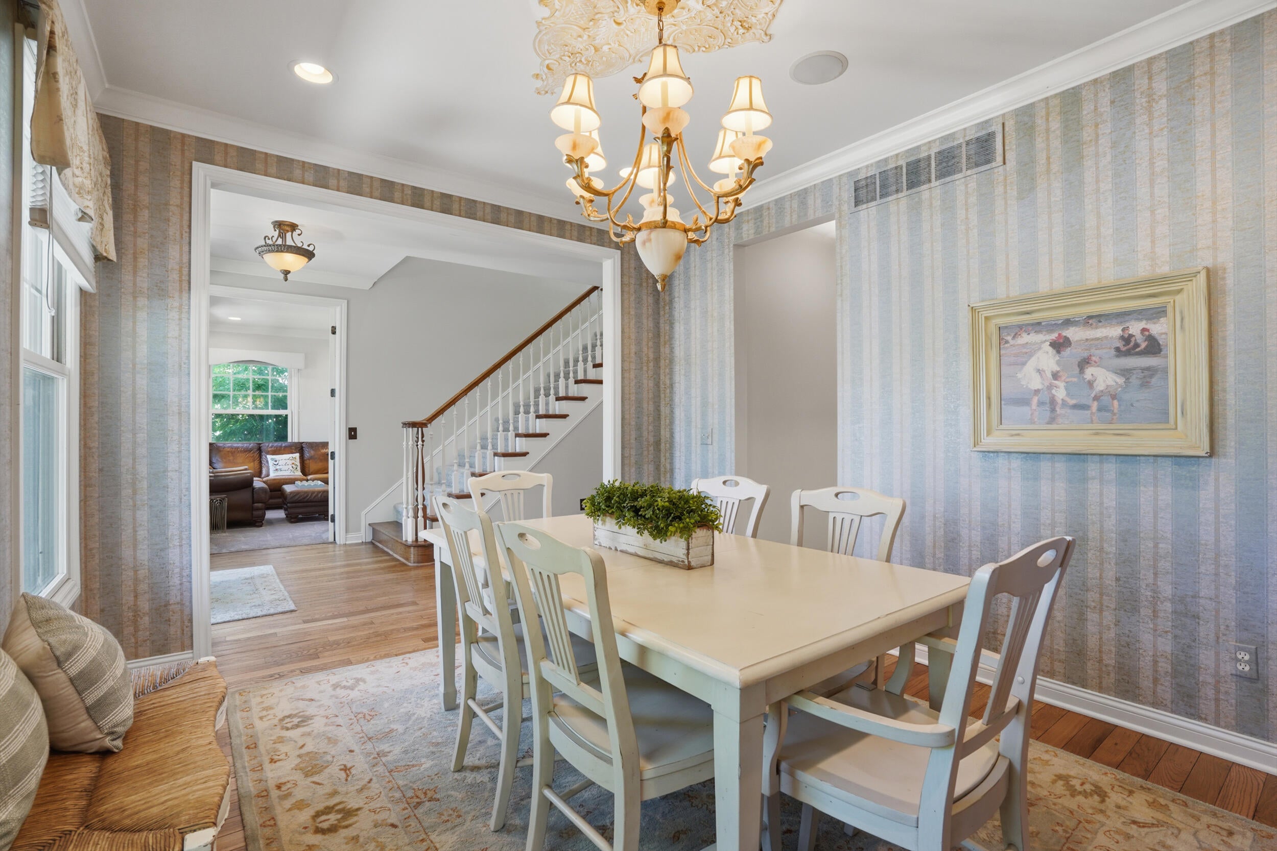 5693 Strawberry Circle