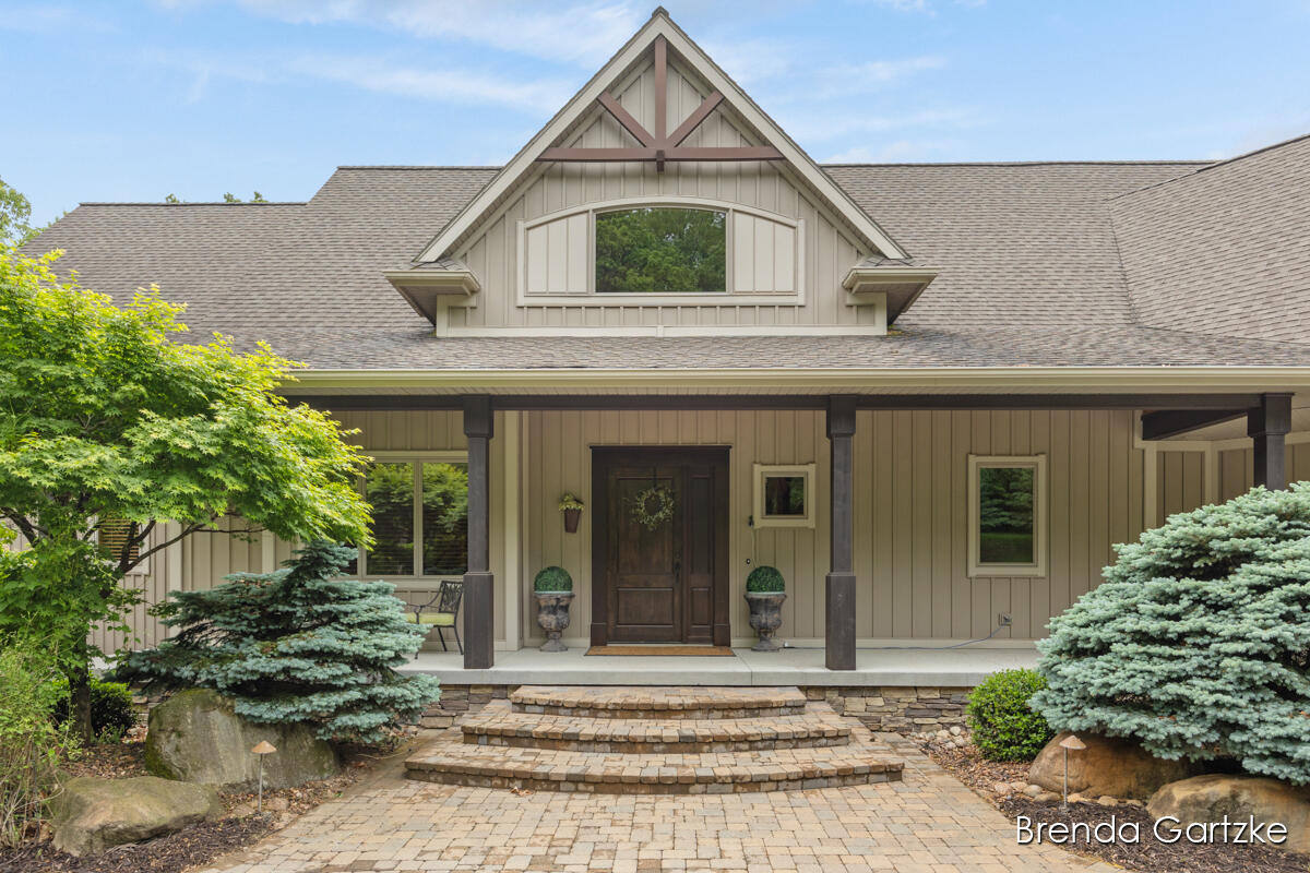 3948 N Holland Road