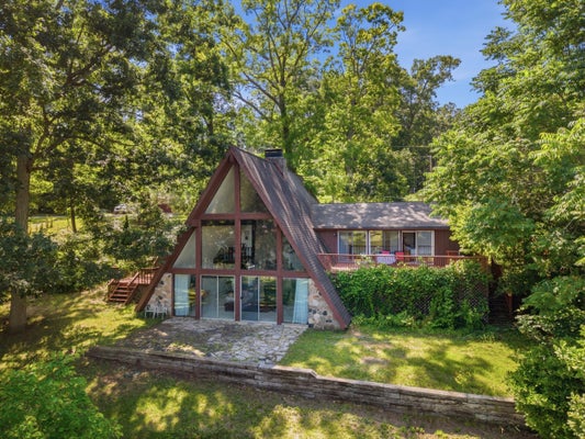 11881 WESTSHORE DR, PINCKNEY, MI 48169 - Image 52c88de5a24b5c70e8d45fc8e2d2ec0c/2859610935