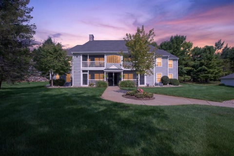 Photo for 718 W Barrington Circle