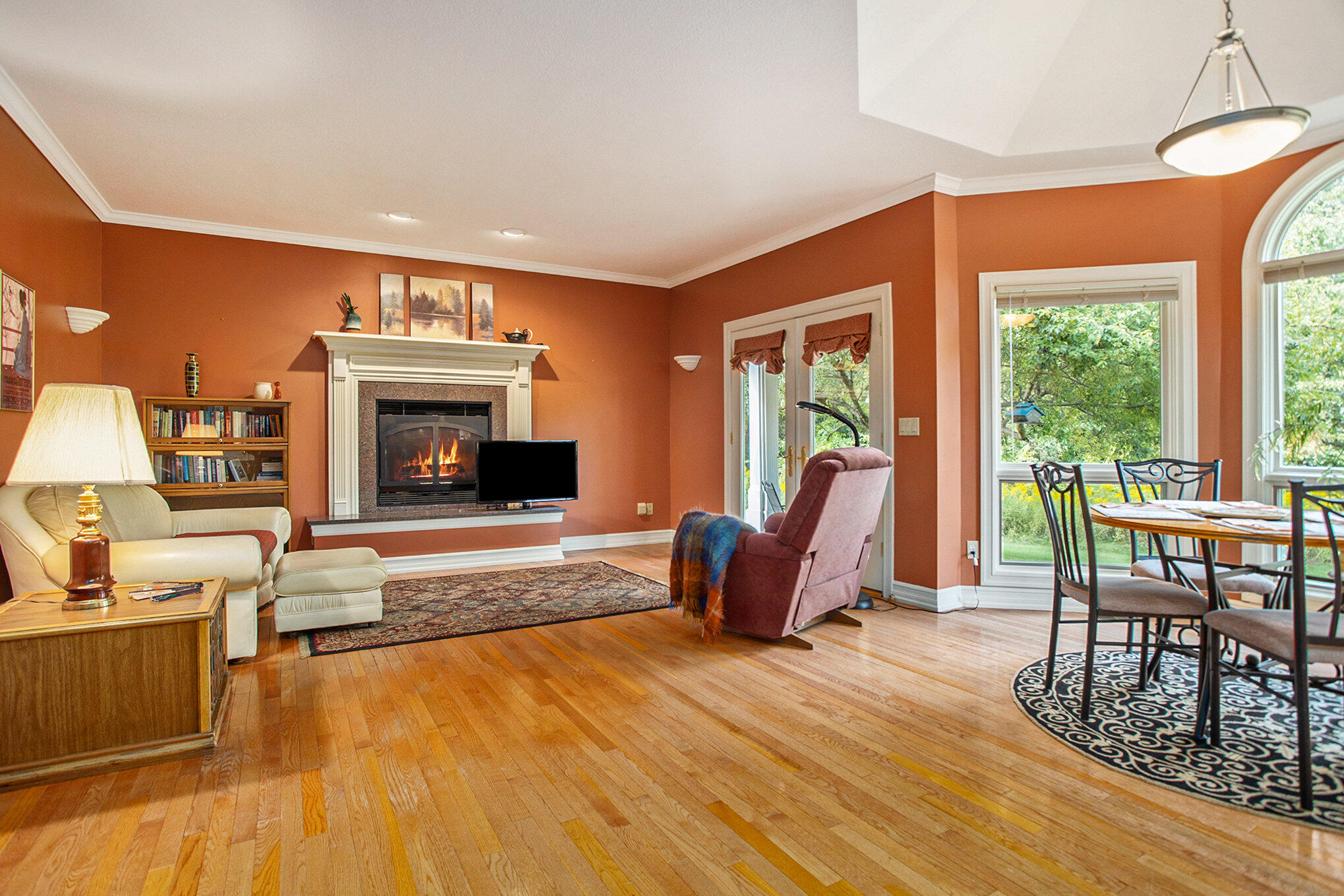 Marshall, Michigan 49068, United States, 4 Bedrooms Bedrooms, ,3 BathroomsBathrooms,Residential,Pending,46547