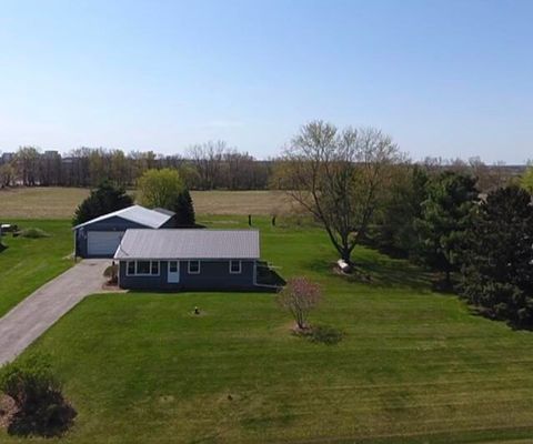 Photo of 1535 W Kinley Road, St. Johns, MI 48879 (MLS # 26017607)