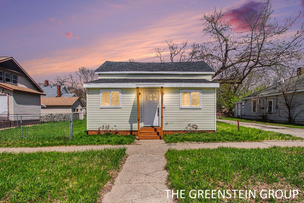 Photo of 1388 7th Street, Muskegon, MI 49441 (MLS # 26016786)