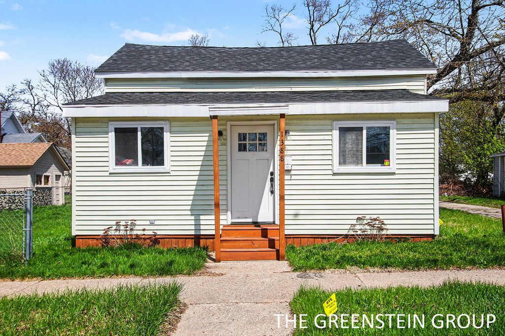 Photo of 1388 7th Street, Muskegon, MI 49441 (MLS # 26016786)
