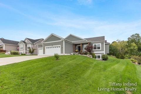 Photo for 6310 Bentley Drive NE