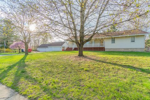 373 W Brooks Street, Newaygo, MI 49337 - MLS#: 25018106
