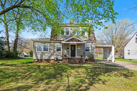 Photo of 3225 Clyde Park Avenue SW, Wyoming, MI 49509 (MLS # 26017531)