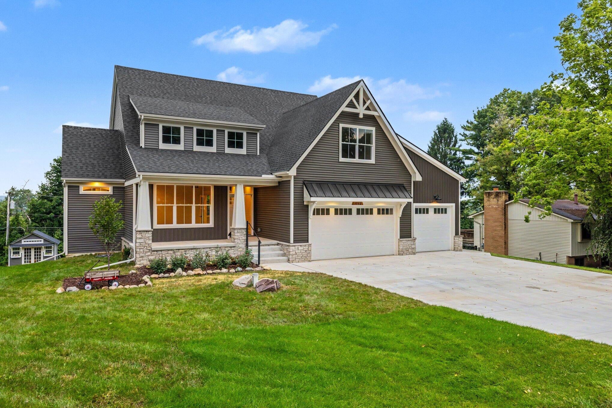 1752 Milford Heights Drive