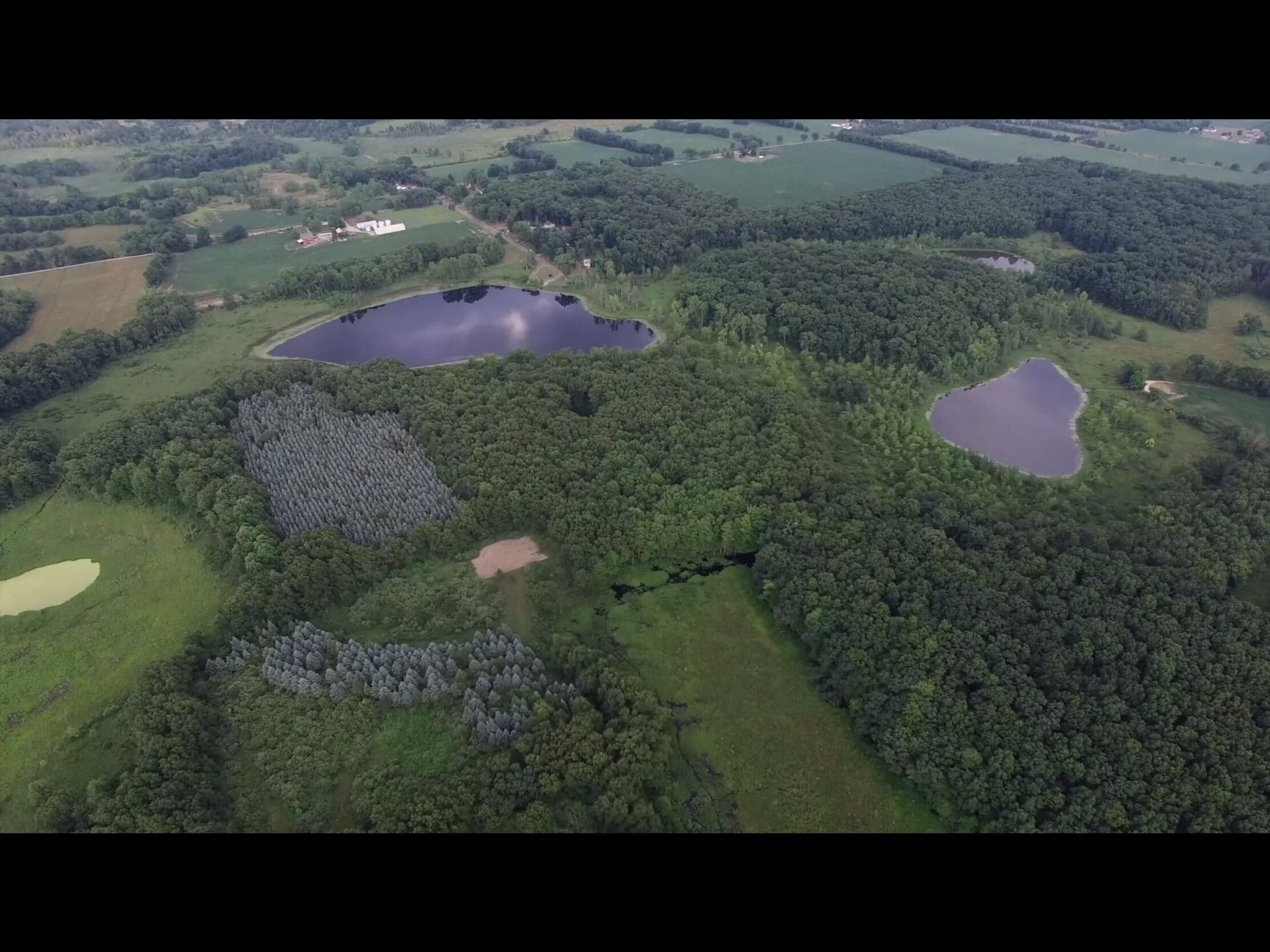 Photo 2 of 11 of 0000 S US 27 S land