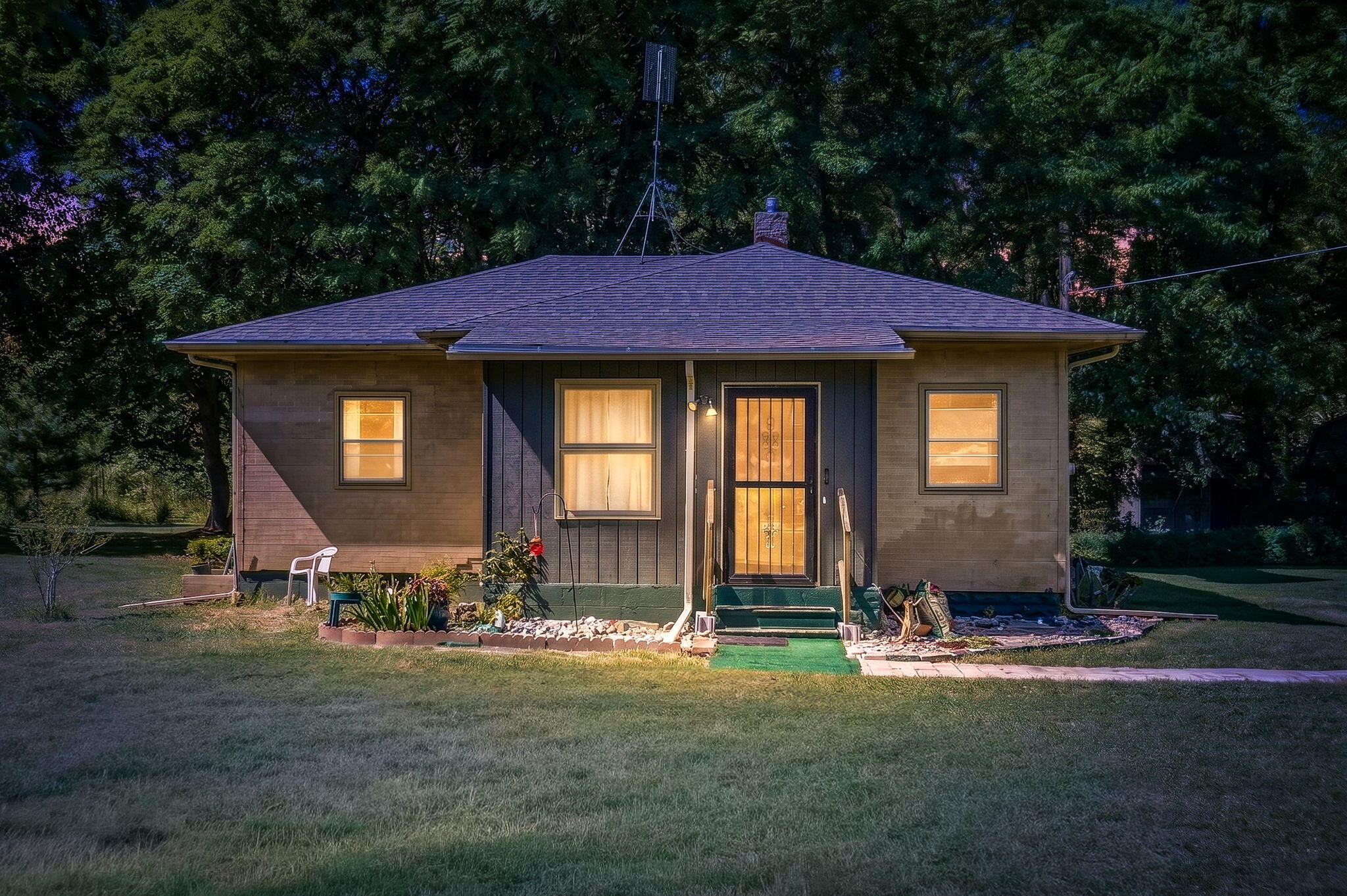 1356 Pipestone Road