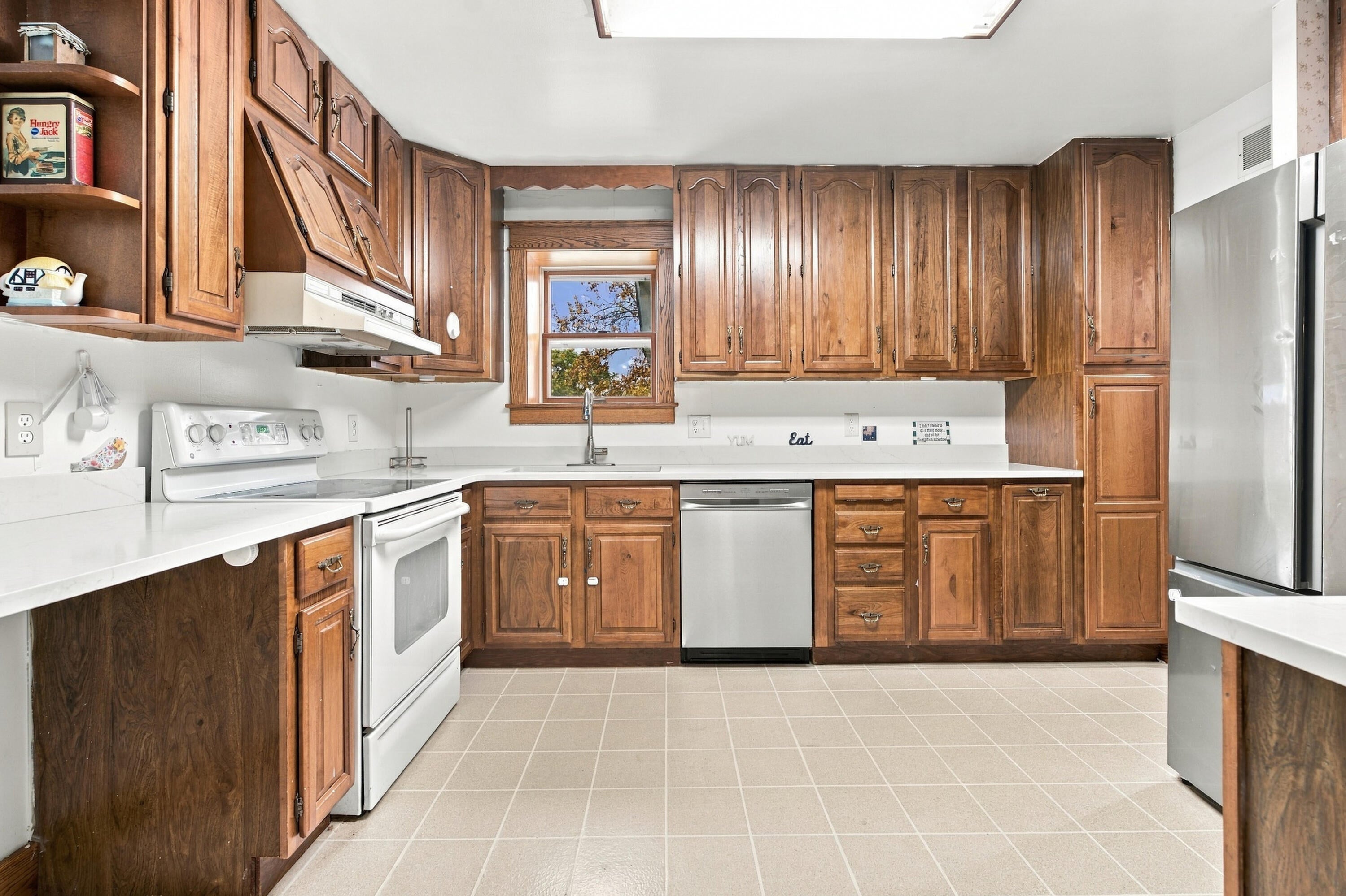 2311 E Glendora Road