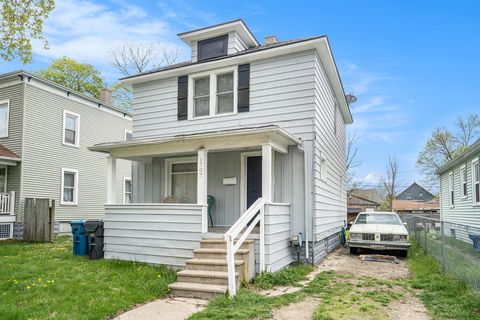 MLS: 25018254