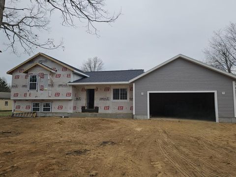 MLS: 25016349