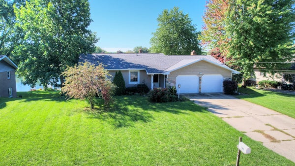 142 SUNNYBROOK DR SW, GRANDVILLE, MI 49418 - Image 549bcd70db11042dcda1a2133cec9cfb/1399049746