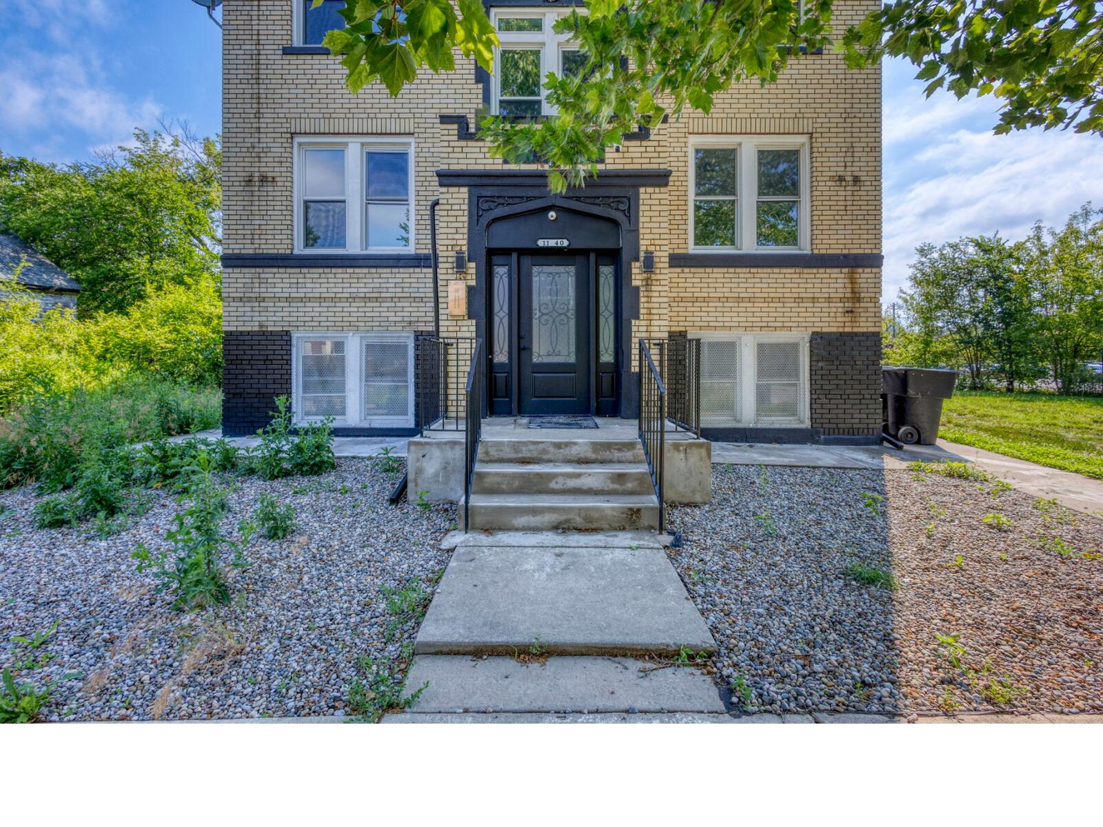 Photo 1 of 12 — 1140 Ashland Street Unit 4, Detroit, MI 48215