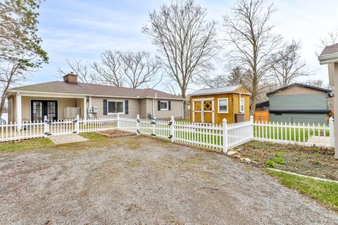 12569 S Crystal Lake Drive, Cement City, MI 49233 - MLS#: 25013751