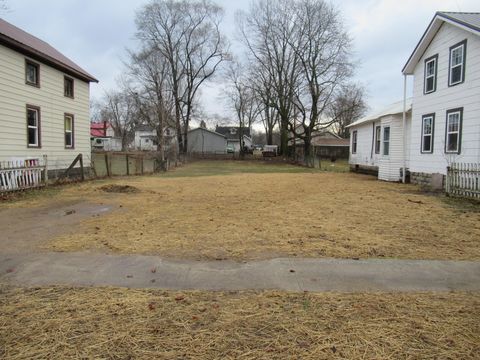 MLS: 25007957