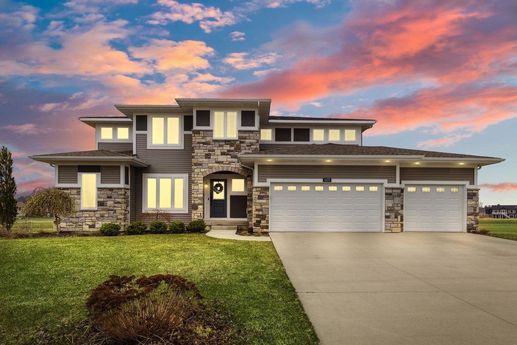 Photo of 4478 Point Superior Court, Holland, MI 49424 (MLS # 26009553)