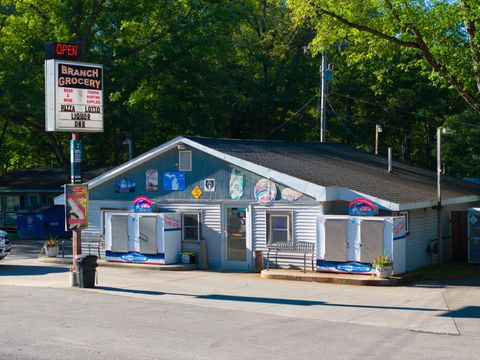9455 E US 10 Branch MI 49402