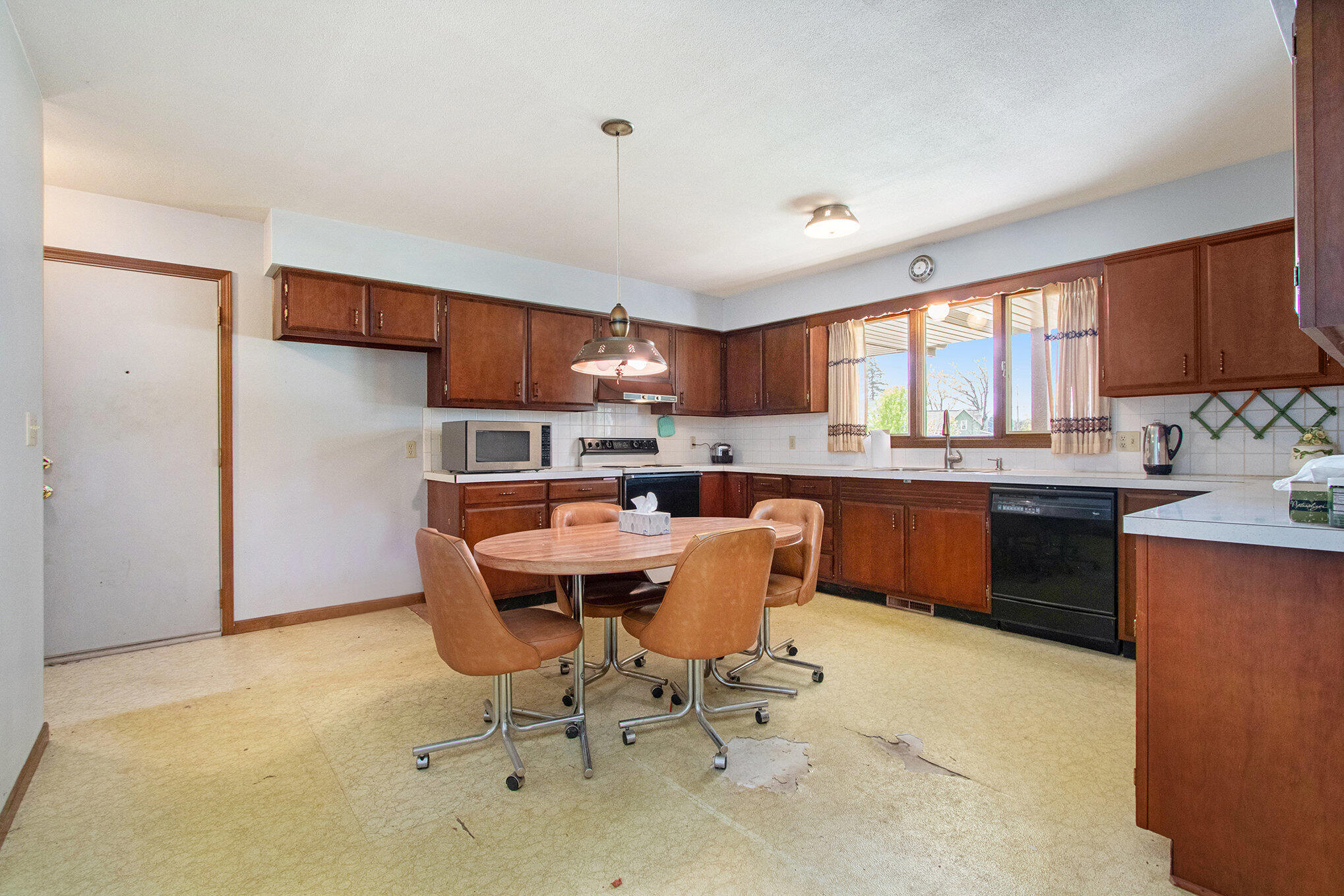 4605 Niles Road