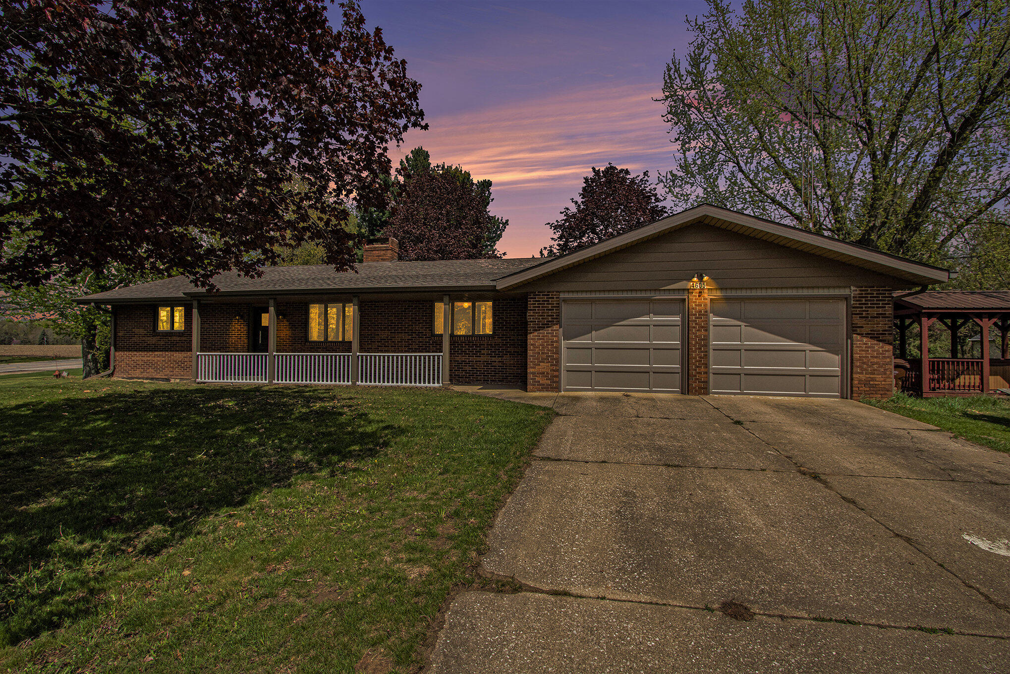 4605 Niles Road