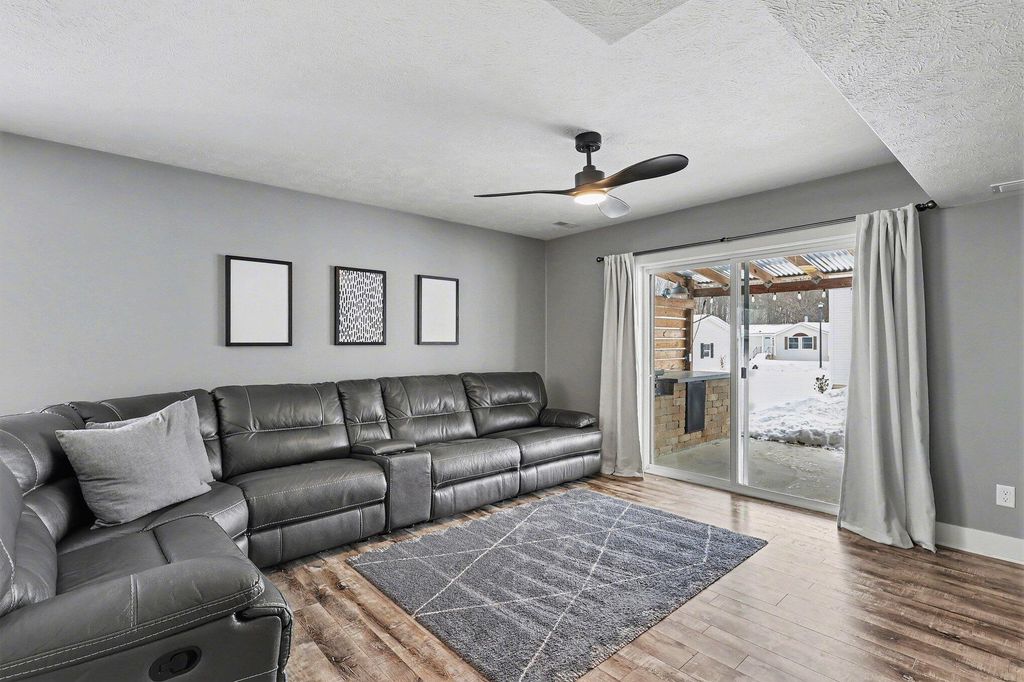 Photo of 6576 Moss Lake Drive, Hudsonville, MI 49426 (MLS # 26005065)