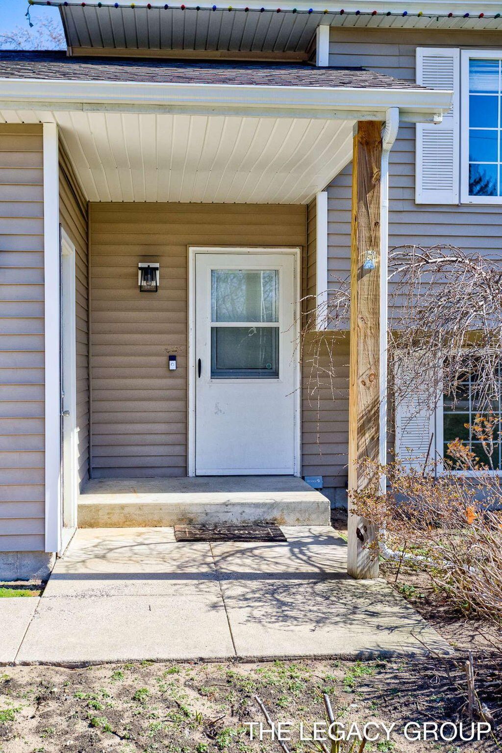 Photo of 651 S 160th Avenue, Holland, MI 49423 (MLS # 26035193)