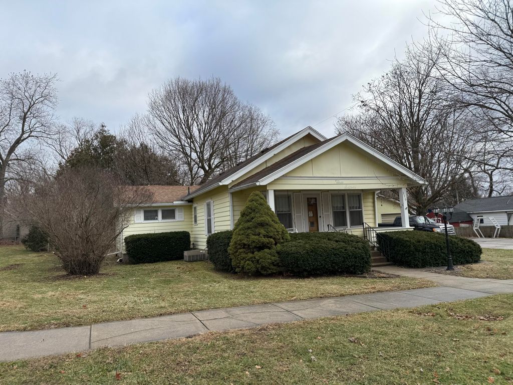 Photo of 316 N Park Street, Ovid, MI 48866 (MLS # 26002088)