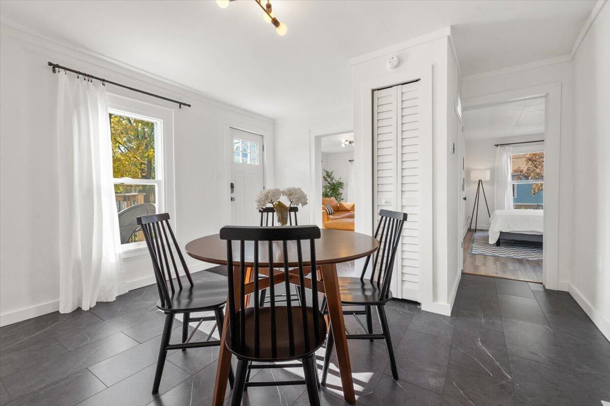 101 Sycamore Street E