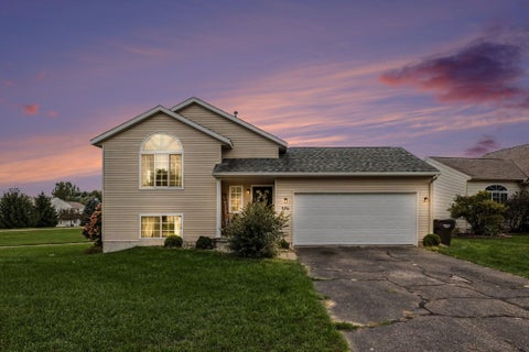 Photo for 376 Prairie Run Drive NE