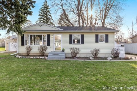 Photo of 5500 Averill Avenue SW, Grand Rapids, MI 49548 (MLS # 26012759)