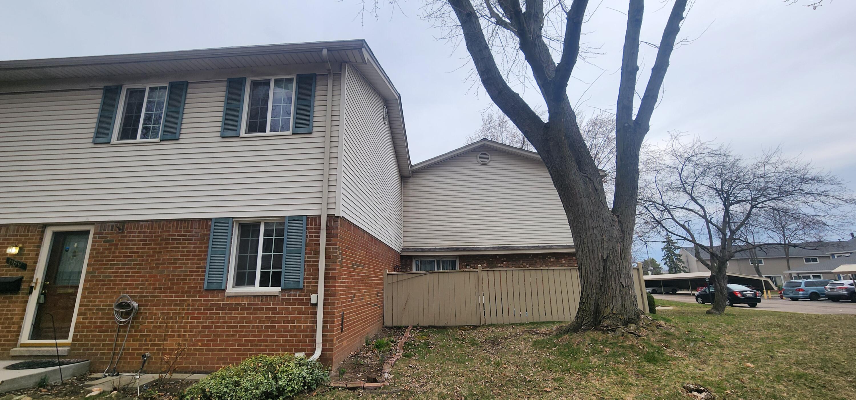 889 Kirts Boulevard