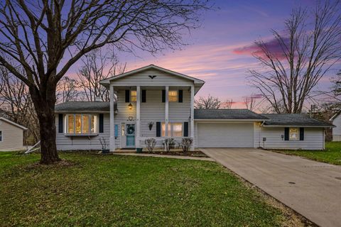 Photo of 146 Orbit Drive, Battle Creek, MI 49014 (MLS # 26013375)
