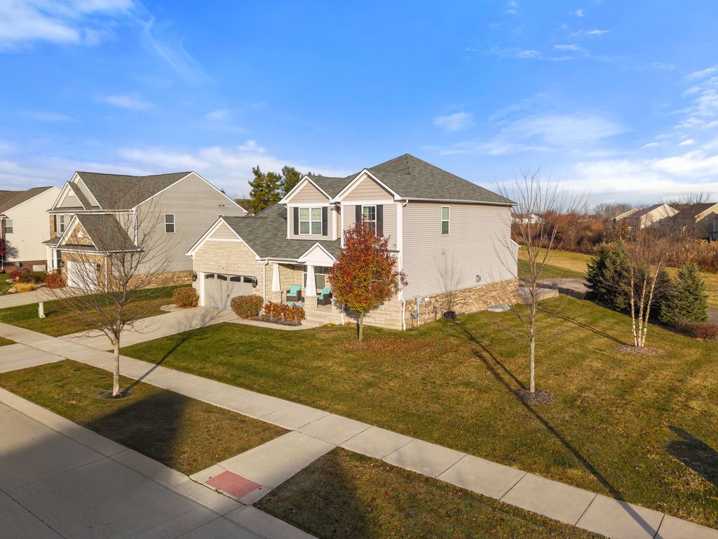 Photo of 16089 Diamante Drive, Macomb, MI 48044 (MLS # 26005742)
