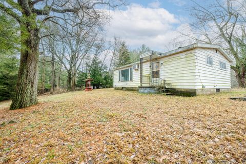 Photo of 5175 Wayside Path, Stevensville, MI 49127 (MLS # 26008823)