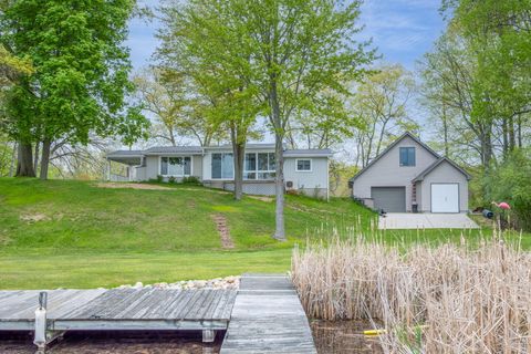 9625 Lake Drive, Mecosta, MI 49332 - MLS#: 25022070