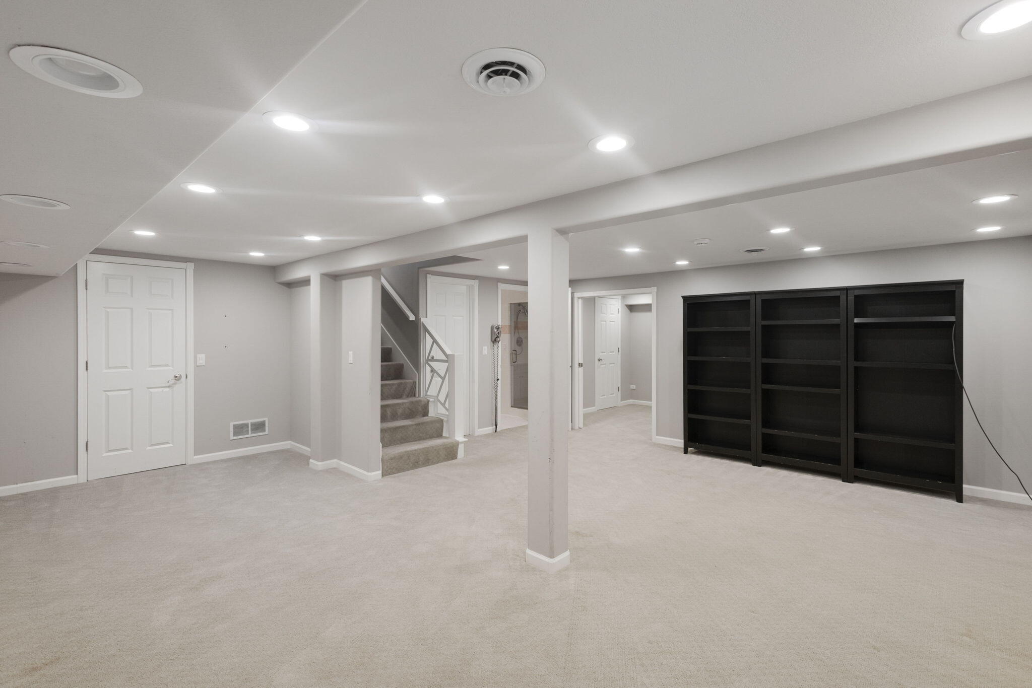 Edwardsburg, Michigan 49112, United States, 3 Bedrooms Bedrooms, ,4 BathroomsBathrooms,Residential,Active,94742