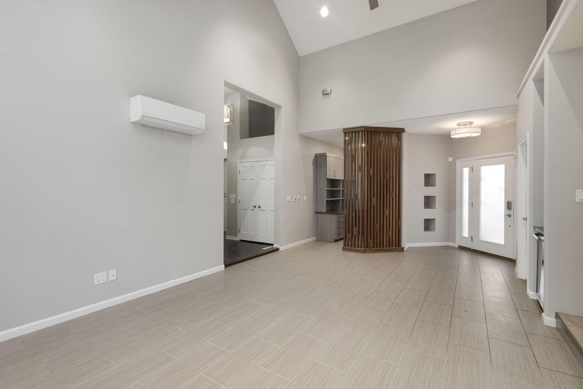 Edwardsburg, Michigan 49112, United States, 3 Bedrooms Bedrooms, ,4 BathroomsBathrooms,Residential,Active,94742