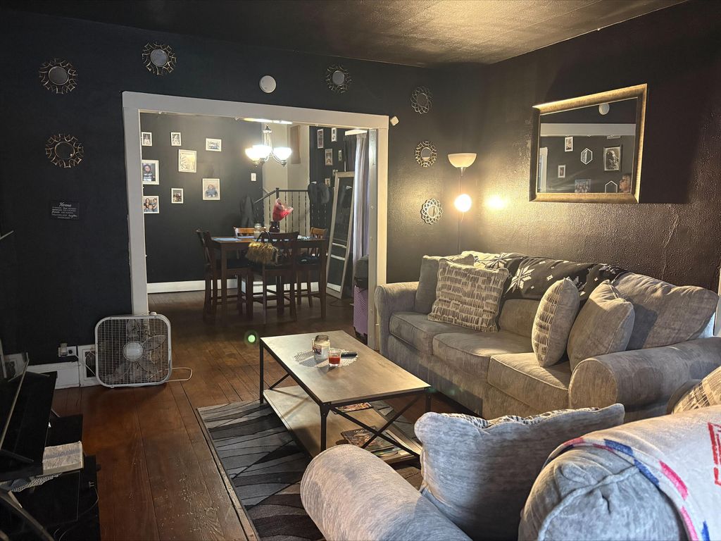 Photo of 1945 Leahy Street, Muskegon, MI 49442 (MLS # 26010914)