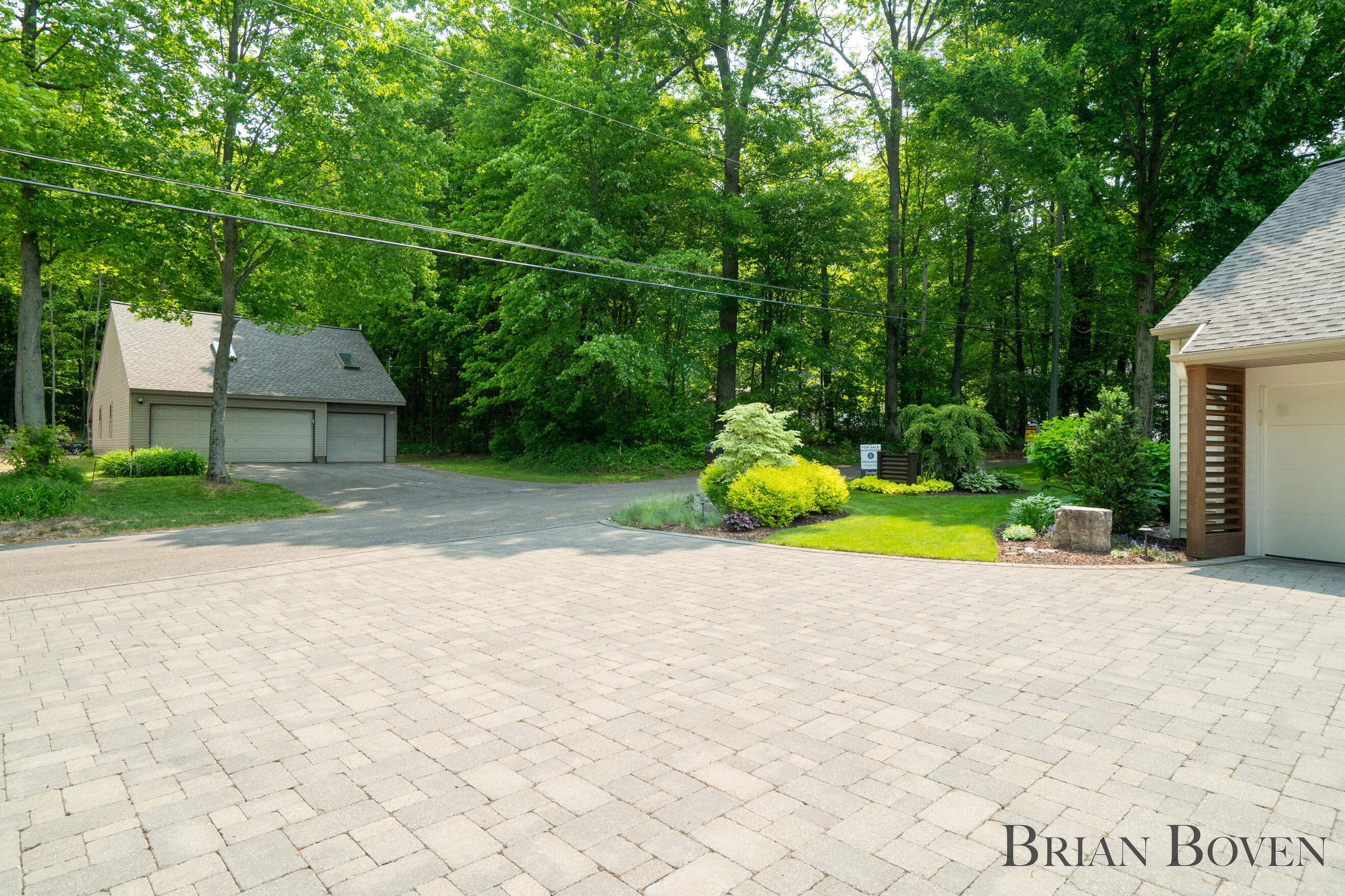 2765 Elmwood Drive
