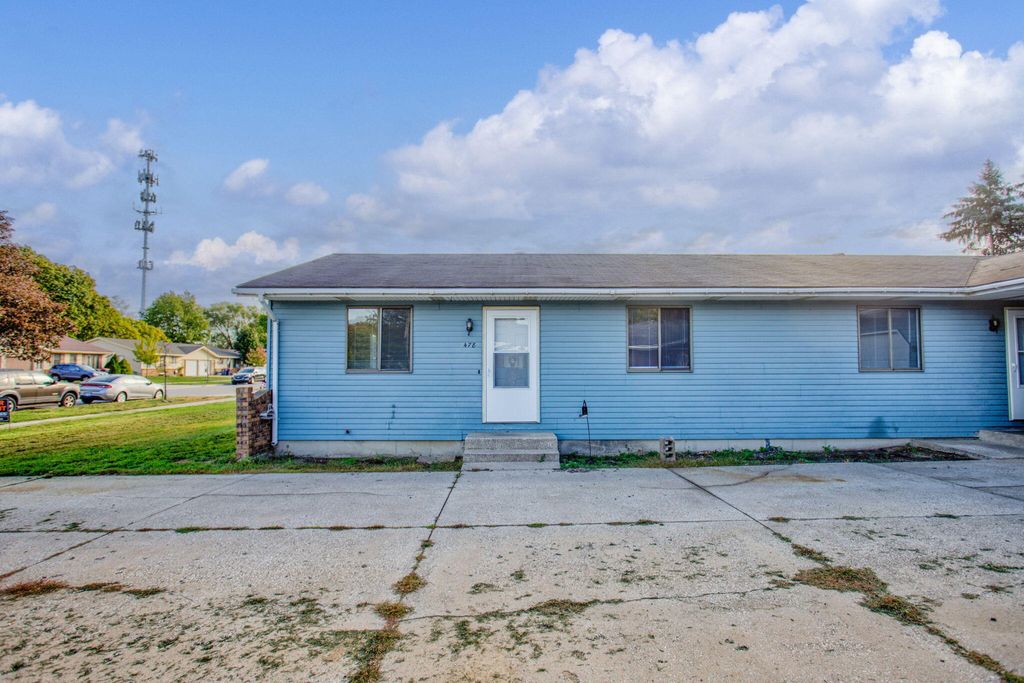 Photo of 478 W 30th Street, Holland, MI 49423 (MLS # 25053243)