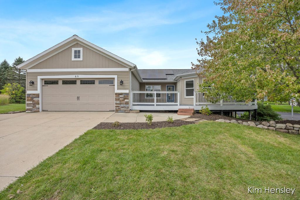 Photo of 65 Greystone Court NE, Rockford, MI 49341 (MLS # 25052630)
